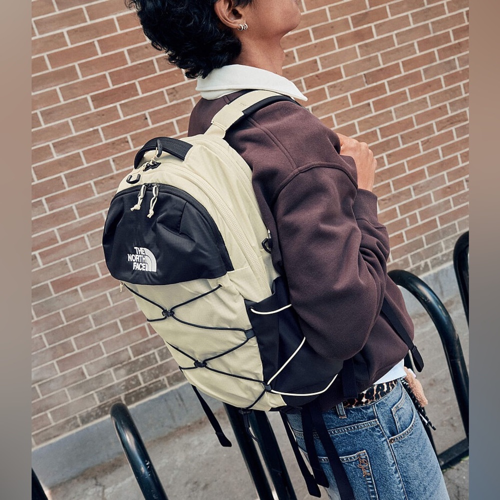 [New without tag] The North Face Borealis Backpack